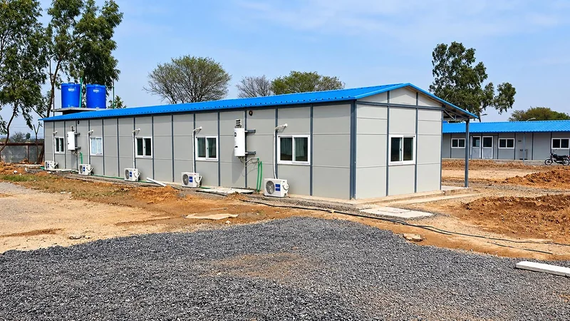 Prefabricated & portable facilities — Modular buildings, portable units and internal fit-out