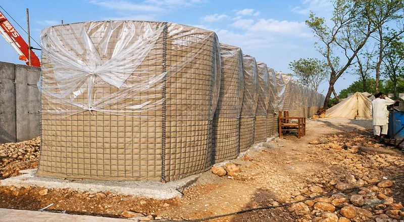 HESCO-type protective elements during installation