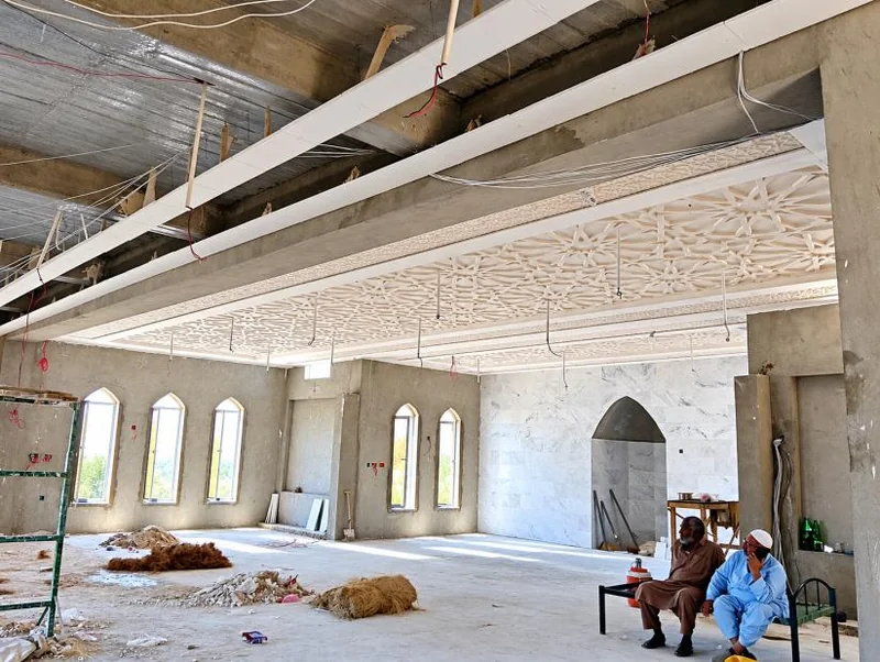 Ceiling installation inside the prayer hall