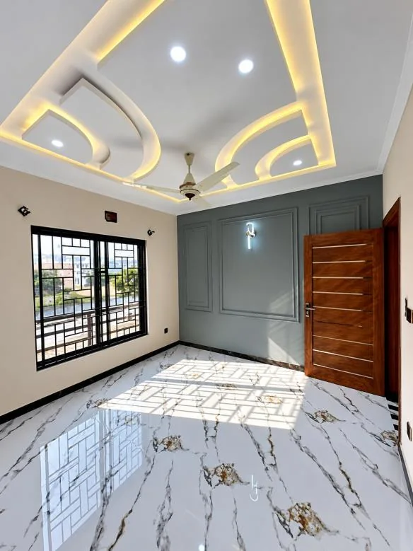 Renovation & home maintenance — selected company portfolio photograph